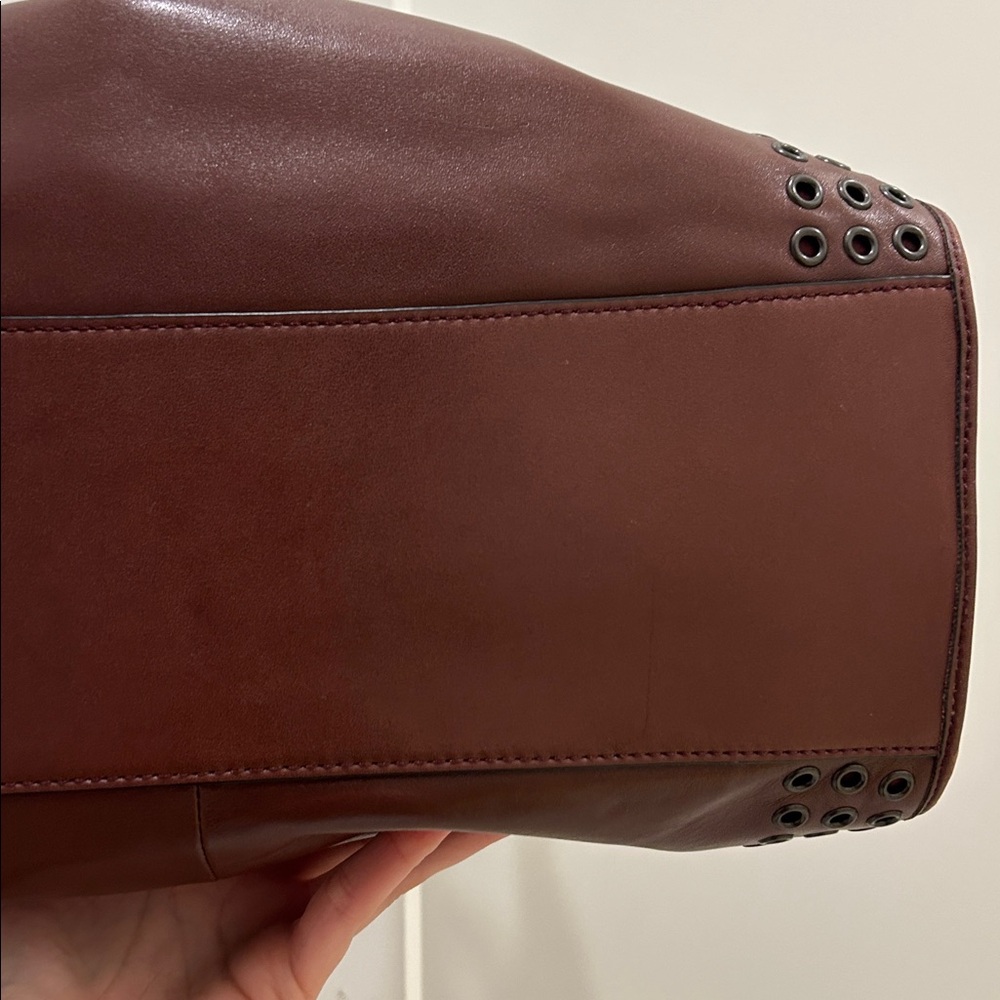 Coach (EUC) Madison Carlyle Grommet Hobo Shoulder Bag in Brick Red - Picture 13 of 17